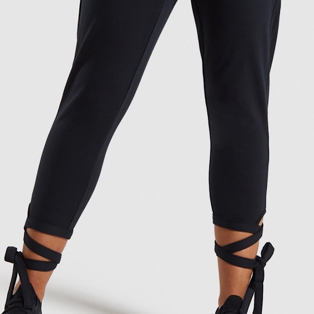 ARK HIGH WAISTED JOGGERS